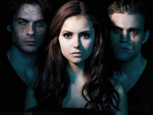 “The Vampire Diaries”: ¡Julie Plec Habla de lo Nuevo de la Serie!