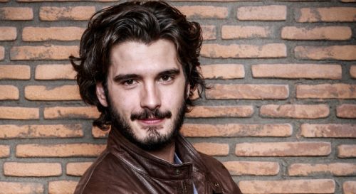El actor Yon González podría protagonizar la “La Catedral del Mar” en Antena 3