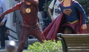 “Supergirl”: ¡Espectacular nueva fotografía del crossover con “The Flash”!
